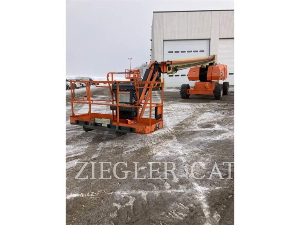 JLG 860SJ Articulated boom lifts