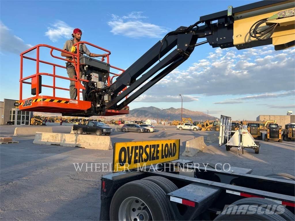 JLG 860SJ SP Articulated boom lifts