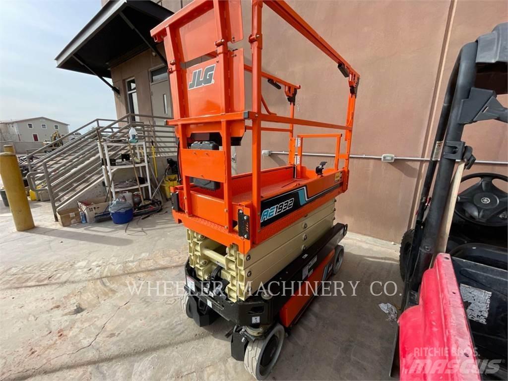 JLG AE1932 Scissor lifts