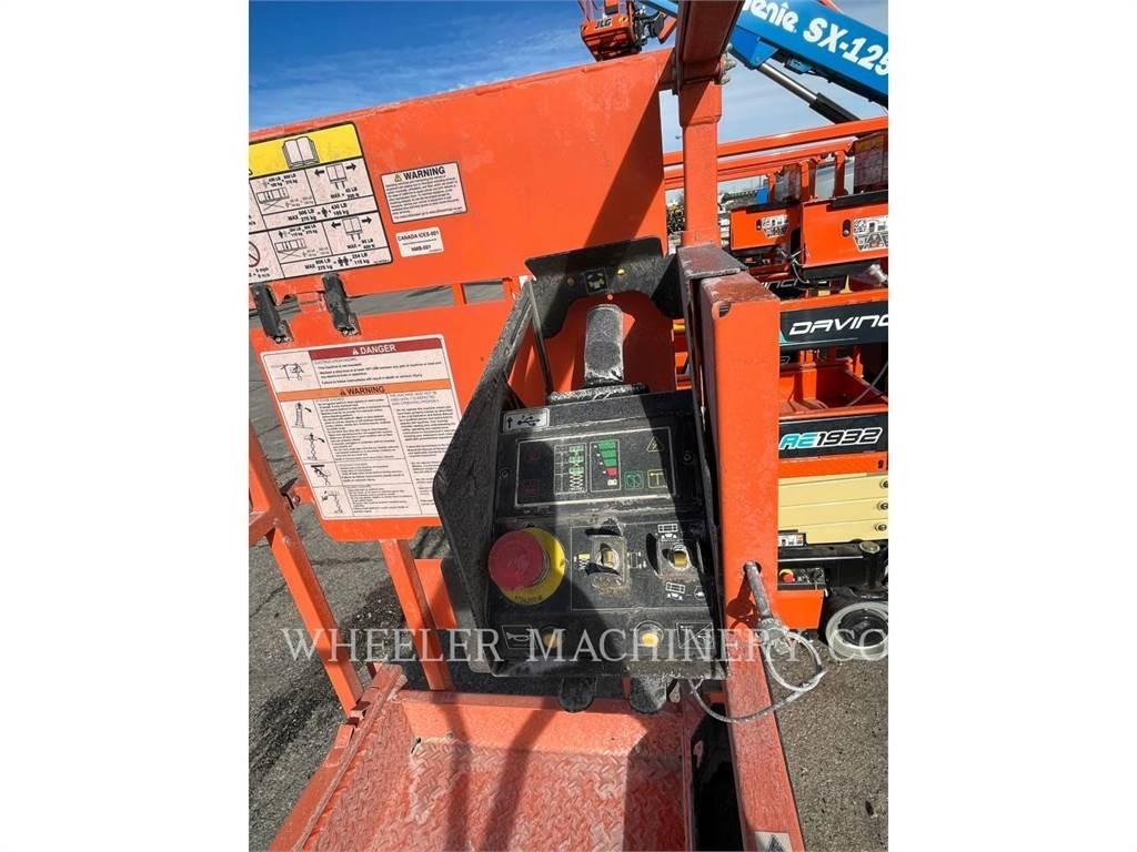 JLG AE1932 Scissor lifts