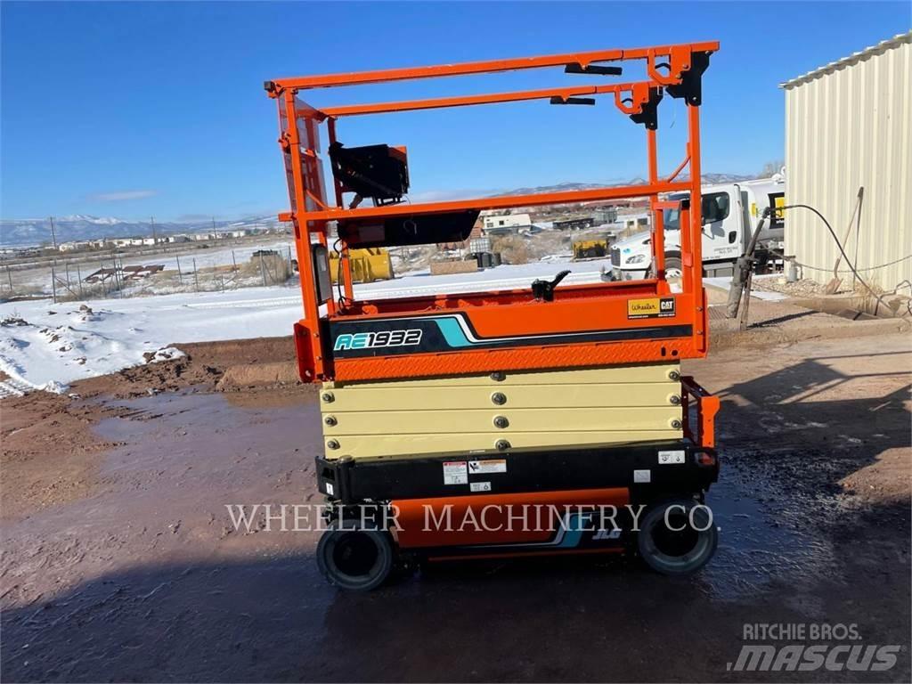 JLG AE1932 Scissor lifts
