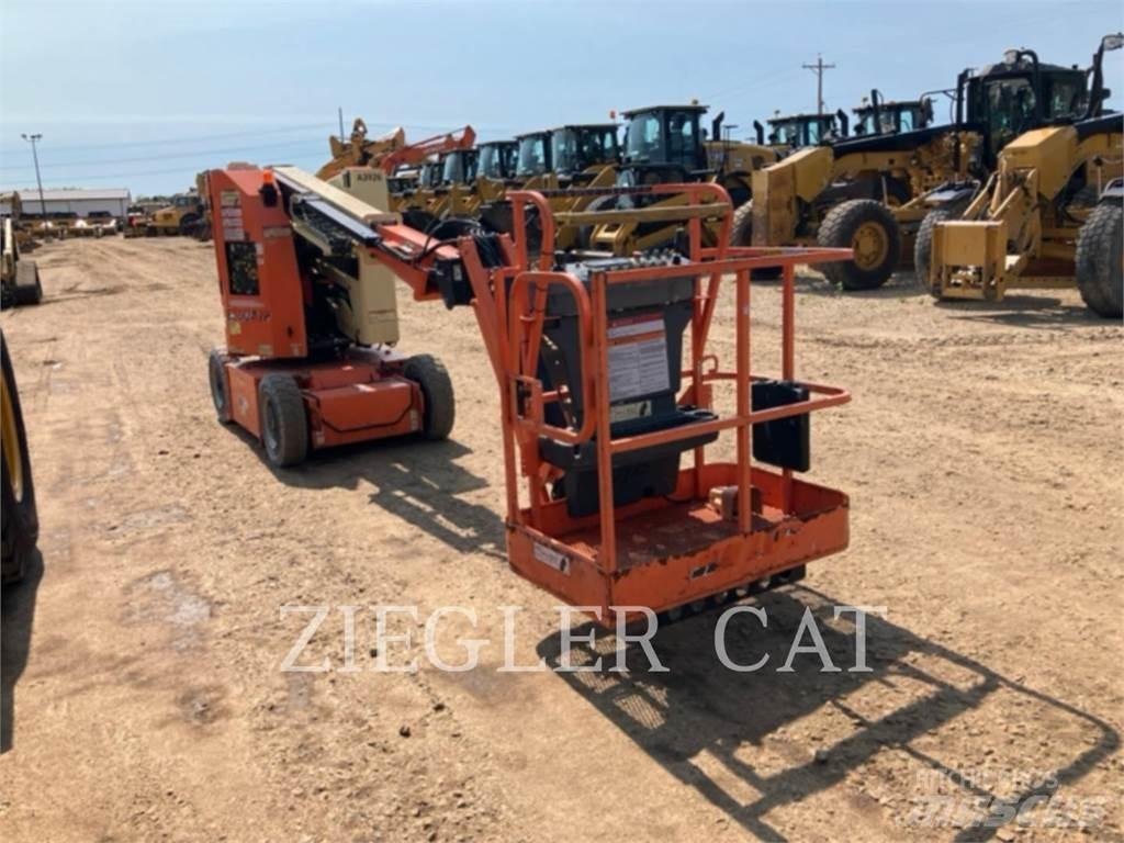 JLG E300AJP Articulated boom lifts