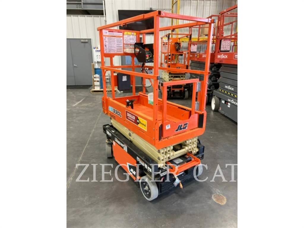 JLG ES1330L Scissor lifts