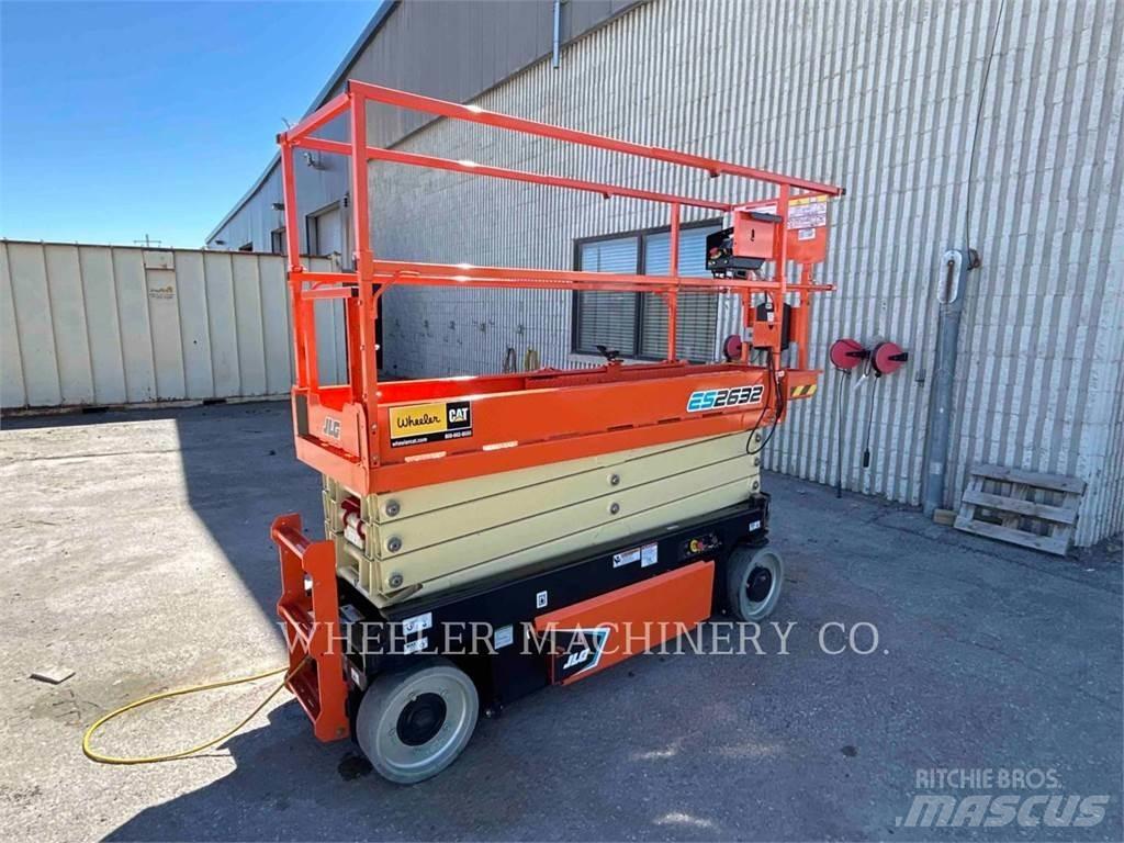 JLG ES2632 Scissor lifts