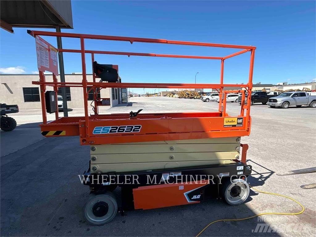 JLG ES2632 Scissor lifts