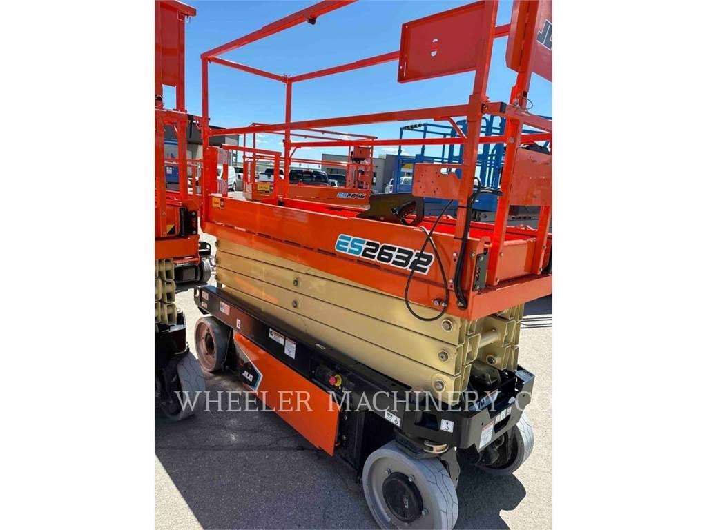 JLG ES2632 Scissor lifts