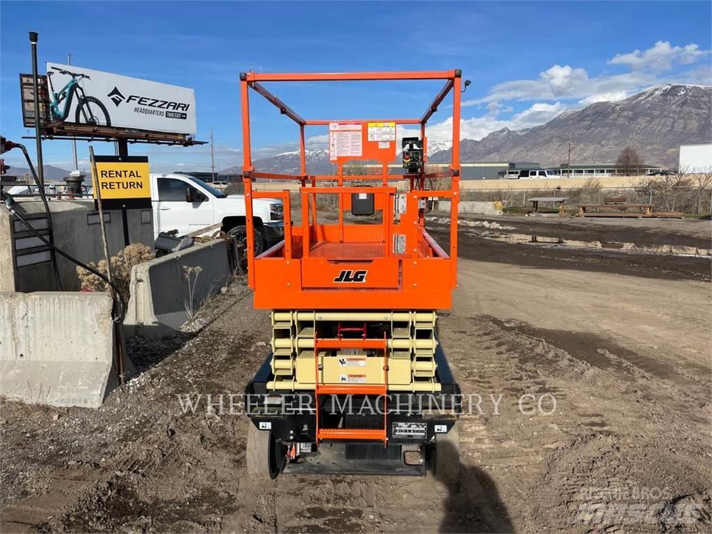 JLG ES2646 Scissor lifts