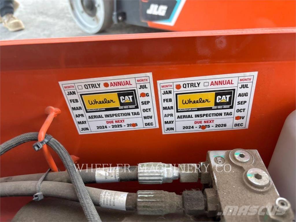 JLG ES3246 Scissor lifts