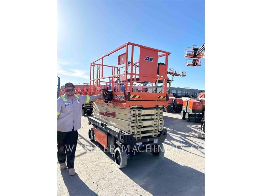 JLG R4045 Scissor lifts