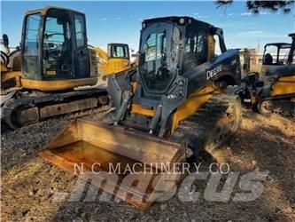 John Deere 331G Skid steer loaders