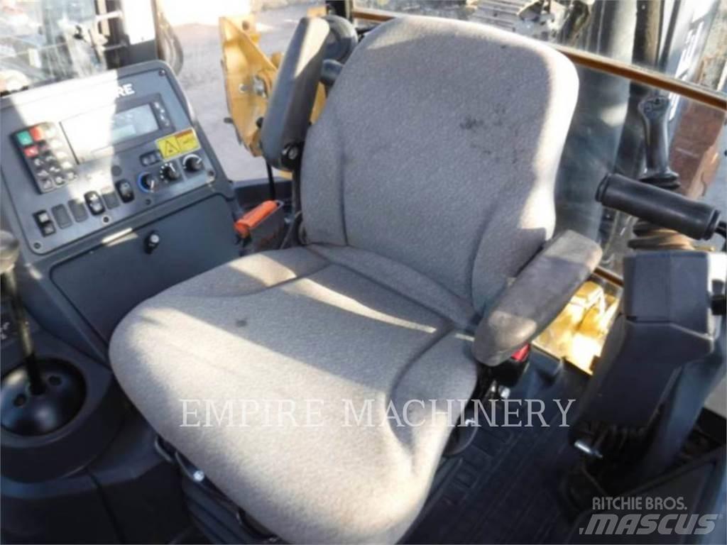 John Deere 410L Backhoe