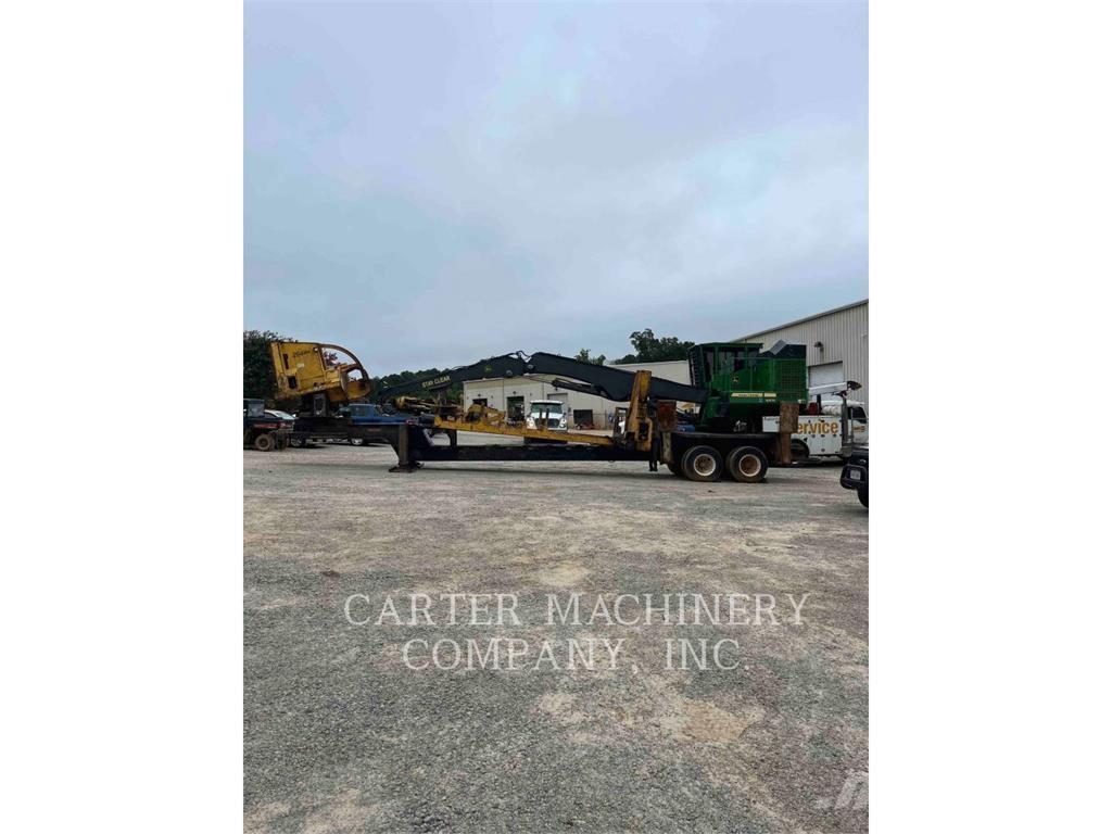 John Deere 437E Knuckle boom loaders