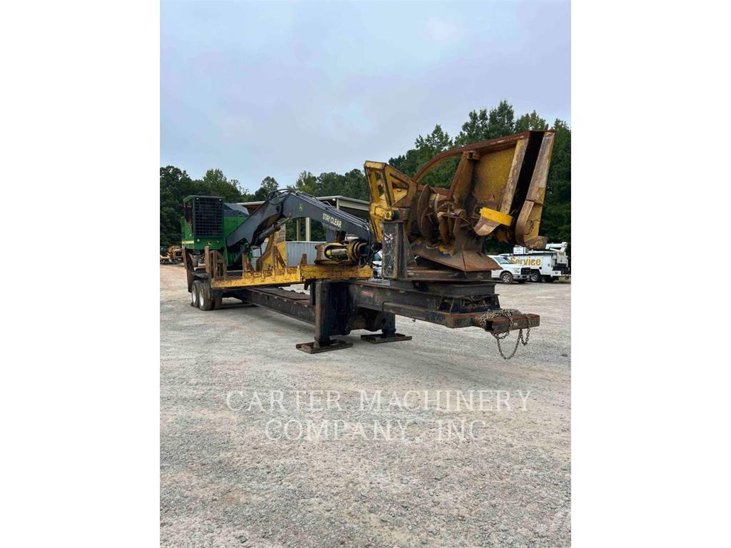 John Deere 437E Knuckle boom loaders