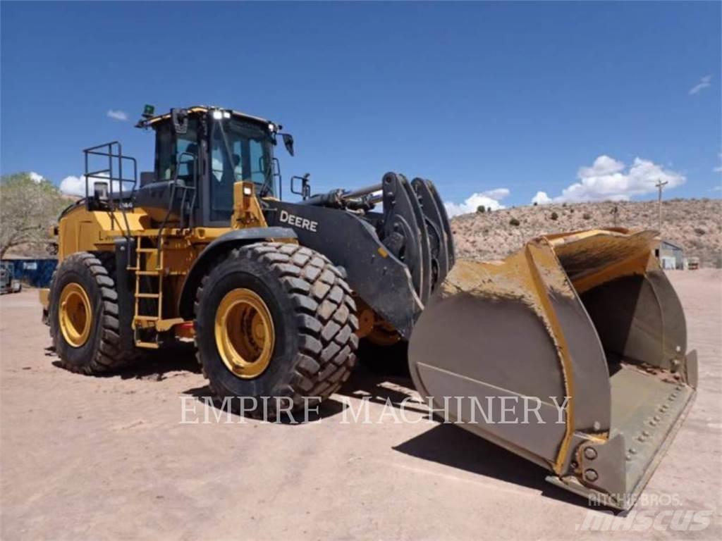 John Deere 844P Wheel loaders