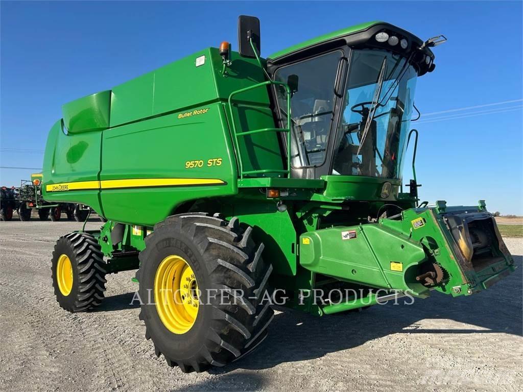 John Deere 9570 STS Combine harvesters