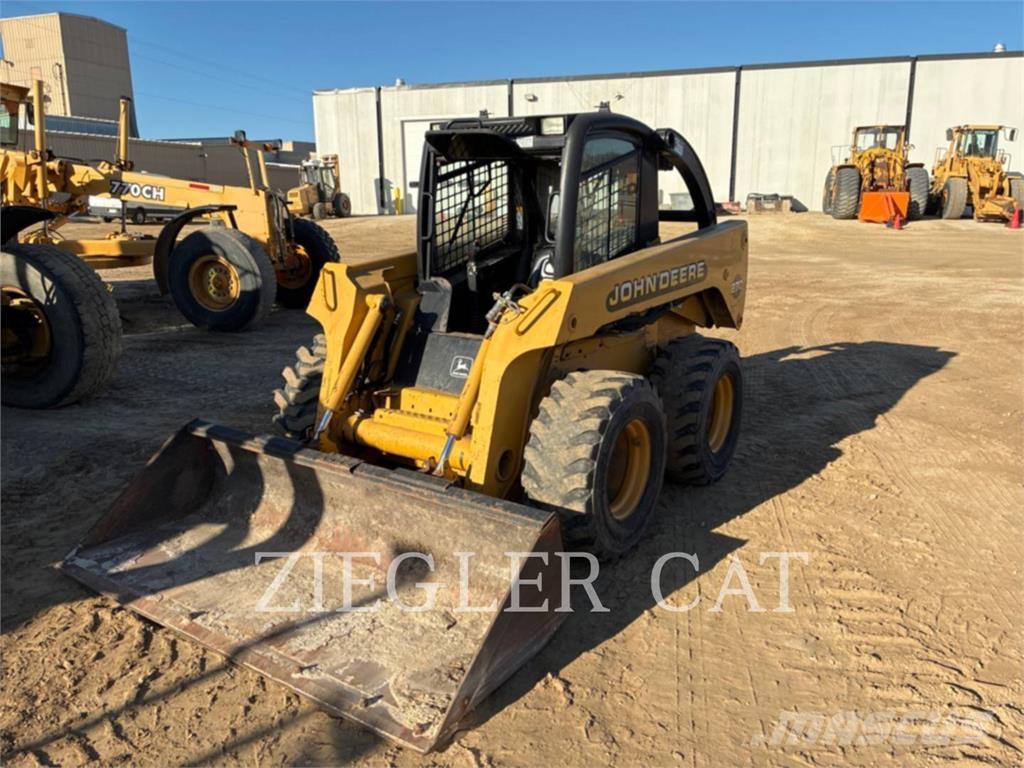 John Deere & CO. 270 Skid steer loaders