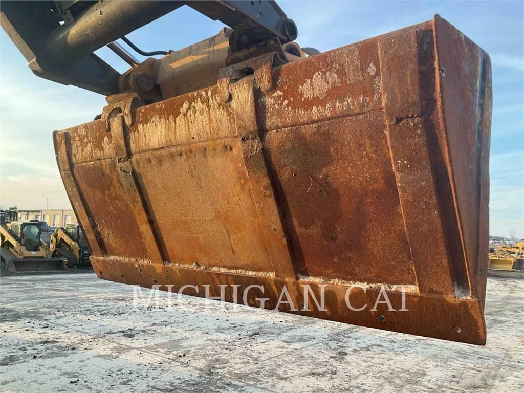 John Deere & CO. 333G Skid steer loaders