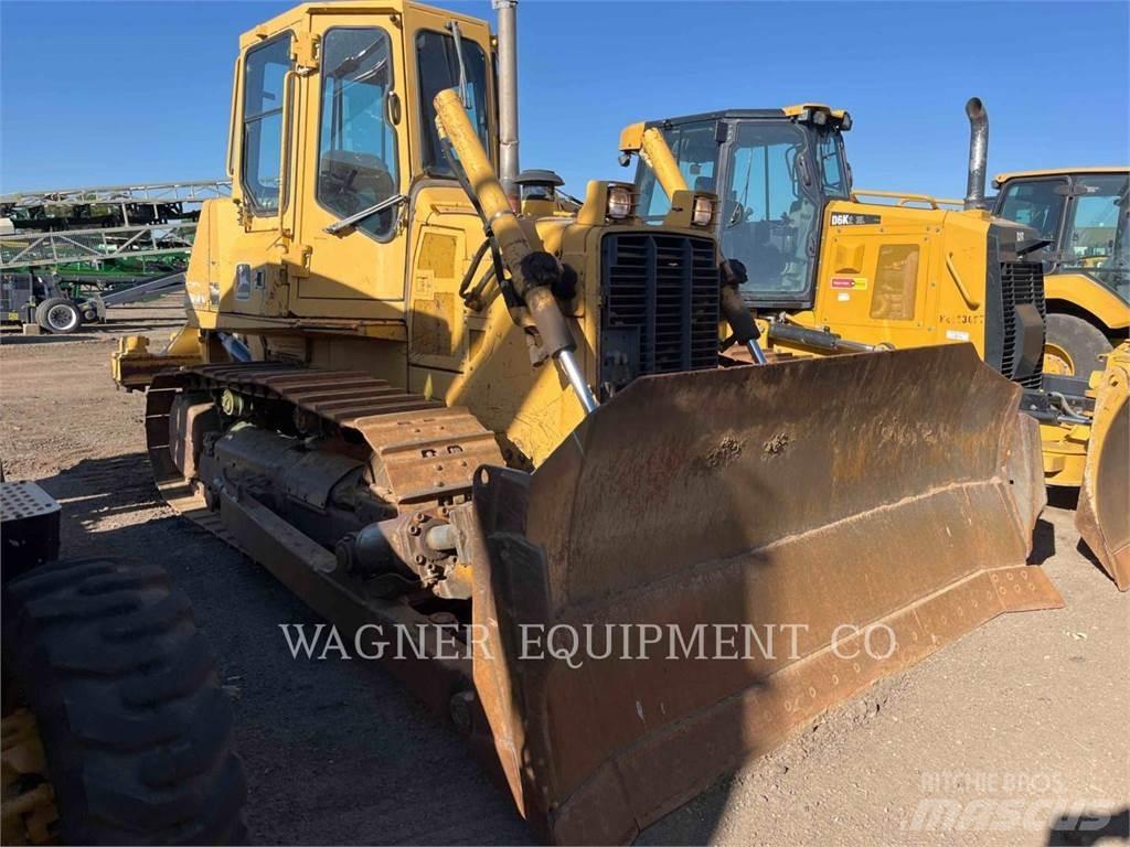 John Deere & CO. 750C LT Crawler dozers