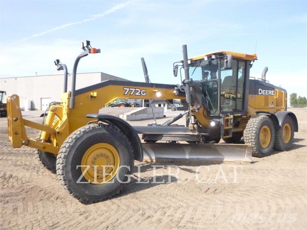 John Deere & CO. 772G Graders
