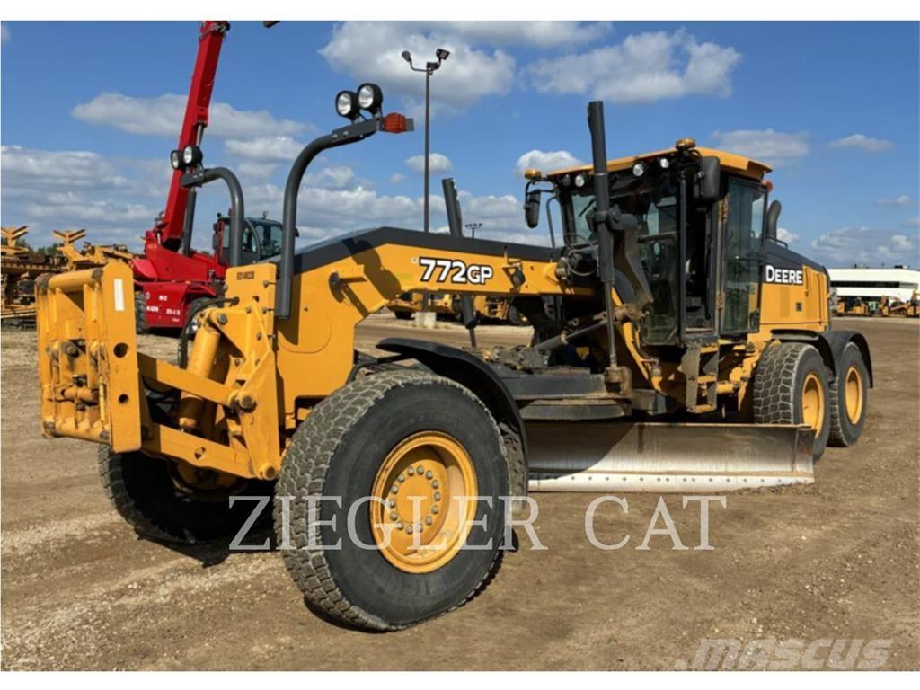 John Deere & CO. 772GP Graders