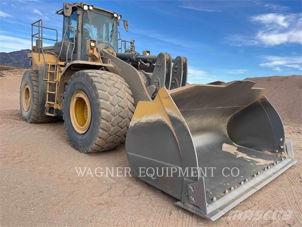 John Deere & CO. 844L Wheel loaders