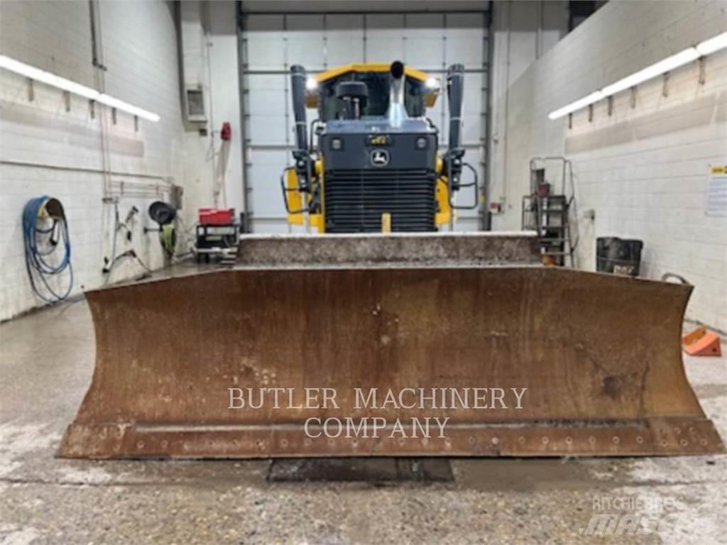 John Deere & CO. 850L LGP Crawler dozers