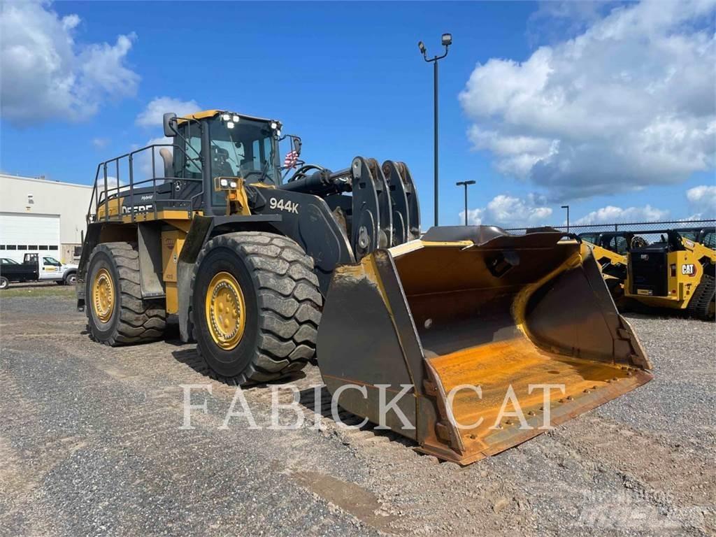 John Deere & CO. 944K Wheel loaders