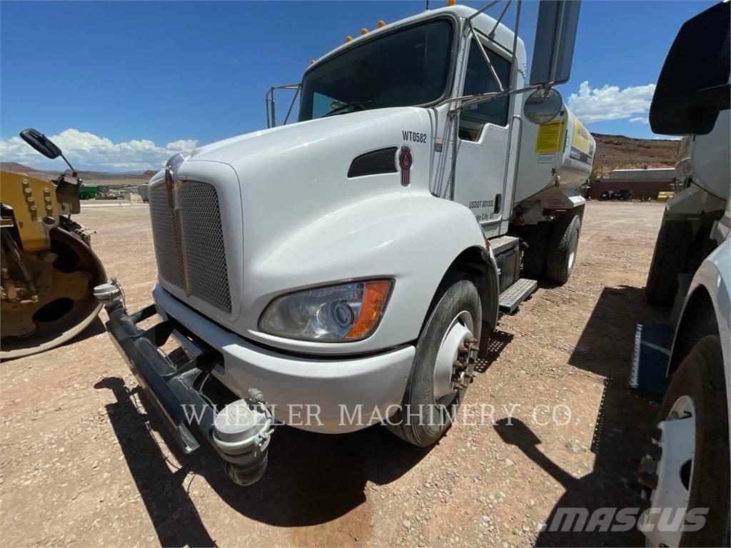 Kenworth WT2000 A Tanker trucks