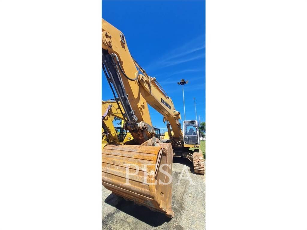 Liebherr 944 Crawler excavators