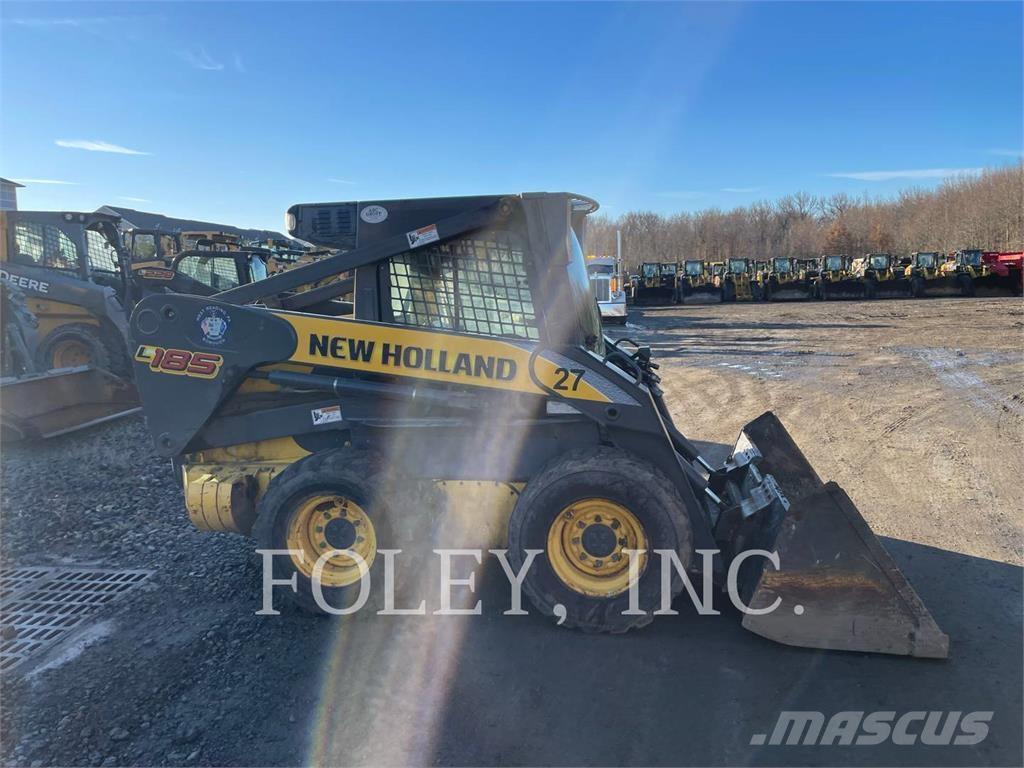 New Holland L185 Skid steer loaders