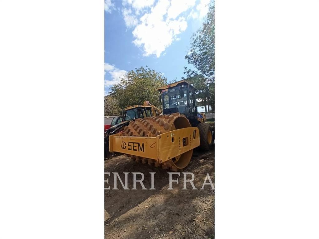 SEM MACHINERY 510 Soil compactors