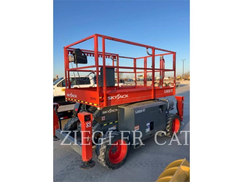 Skyjack SJ6826RT Scissor lifts