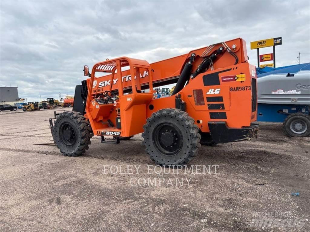 SkyTrak 8042O Telescopic handlers