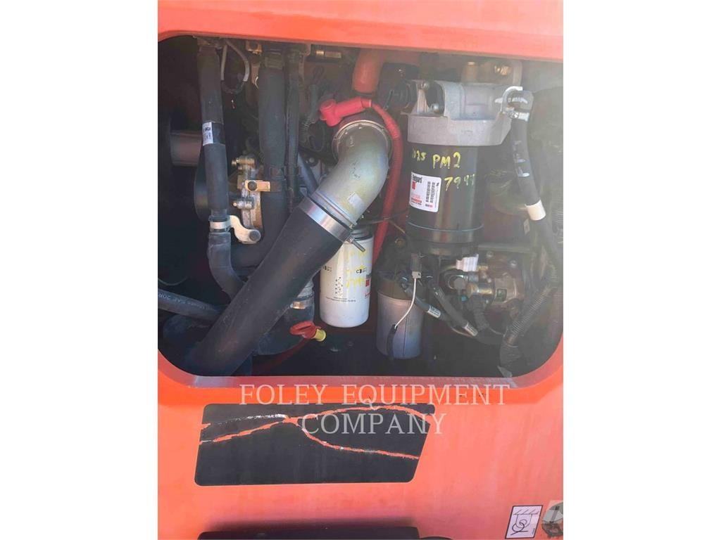 SkyTrak 8042O Telescopic handlers