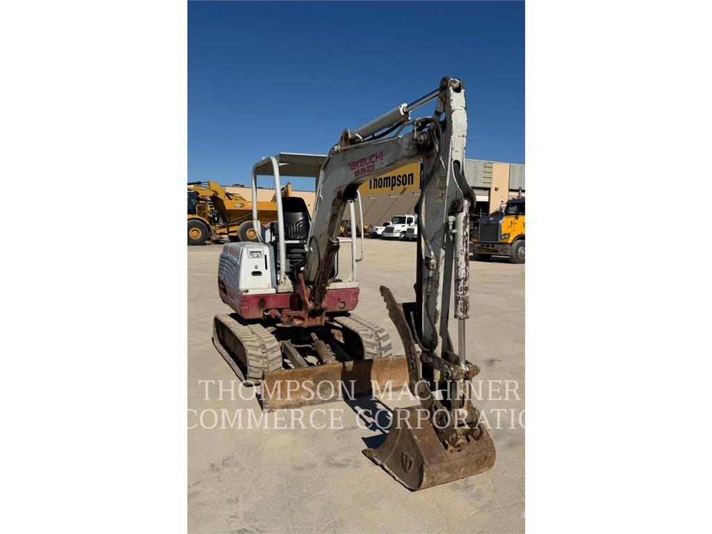 Takeuchi TB235 Mini excavators < 7t (Mini diggers)