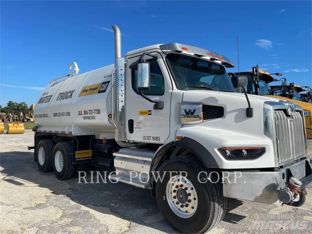 United WT5000 Tanker trucks