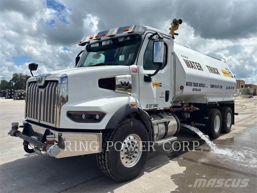 United WT5000 Tanker trucks