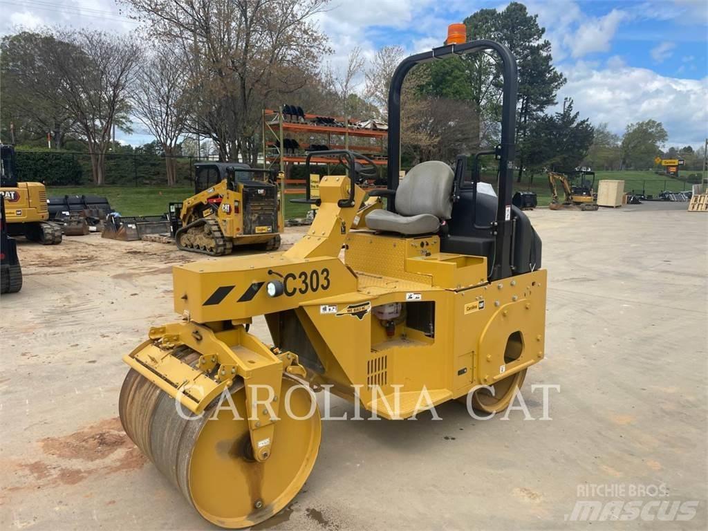 Weiler C303 Asphalt pavers