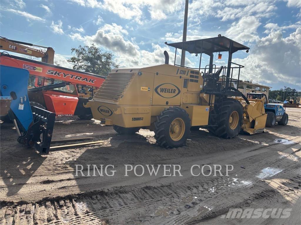 Weiler S200 Asphalt recycling