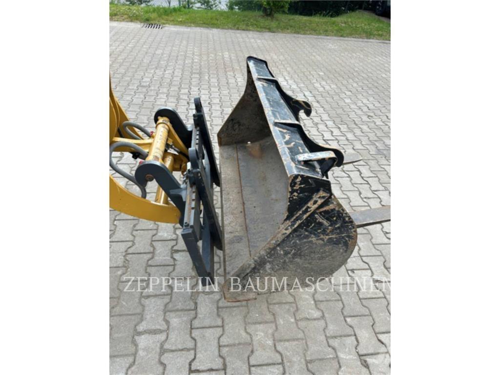 Zeppelin ZL25 Wheeled excavators