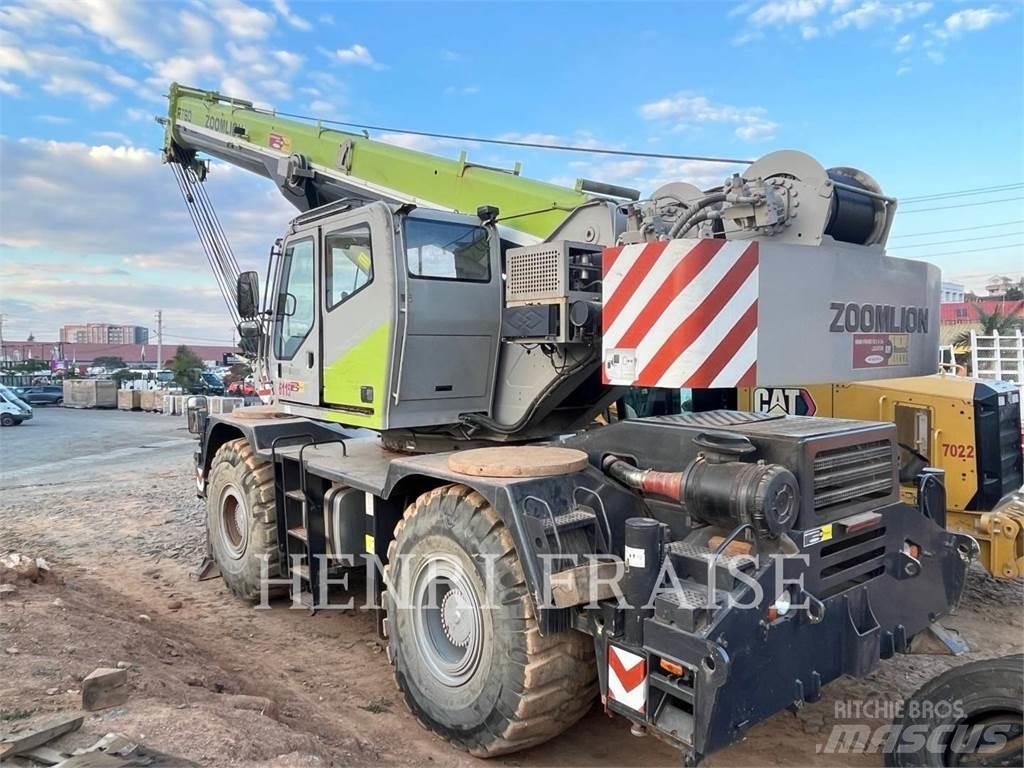 Zoomlion ZRT600 All terrain cranes