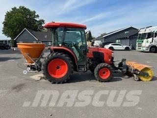 Kubota L2-452 Compact tractors