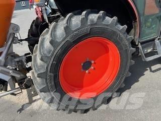Kubota L2-452 Compact tractors
