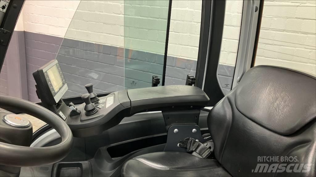 Still RX 60-25 Electric forklift trucks