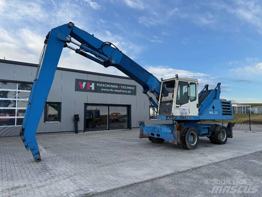 Fuchs MHL 331 Waste / industry handlers