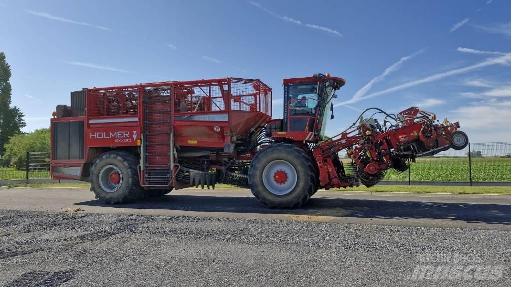 Holmer T4-30 Beet harvesters