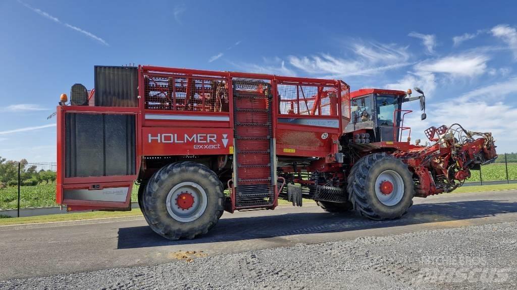 Holmer T4-30 Beet harvesters