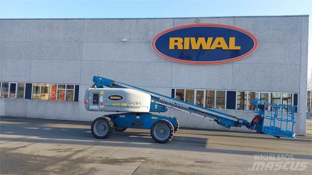 Genie S60HCE Telescopic boom lifts
