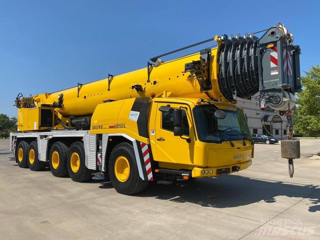 Grove GMK5250L All terrain cranes