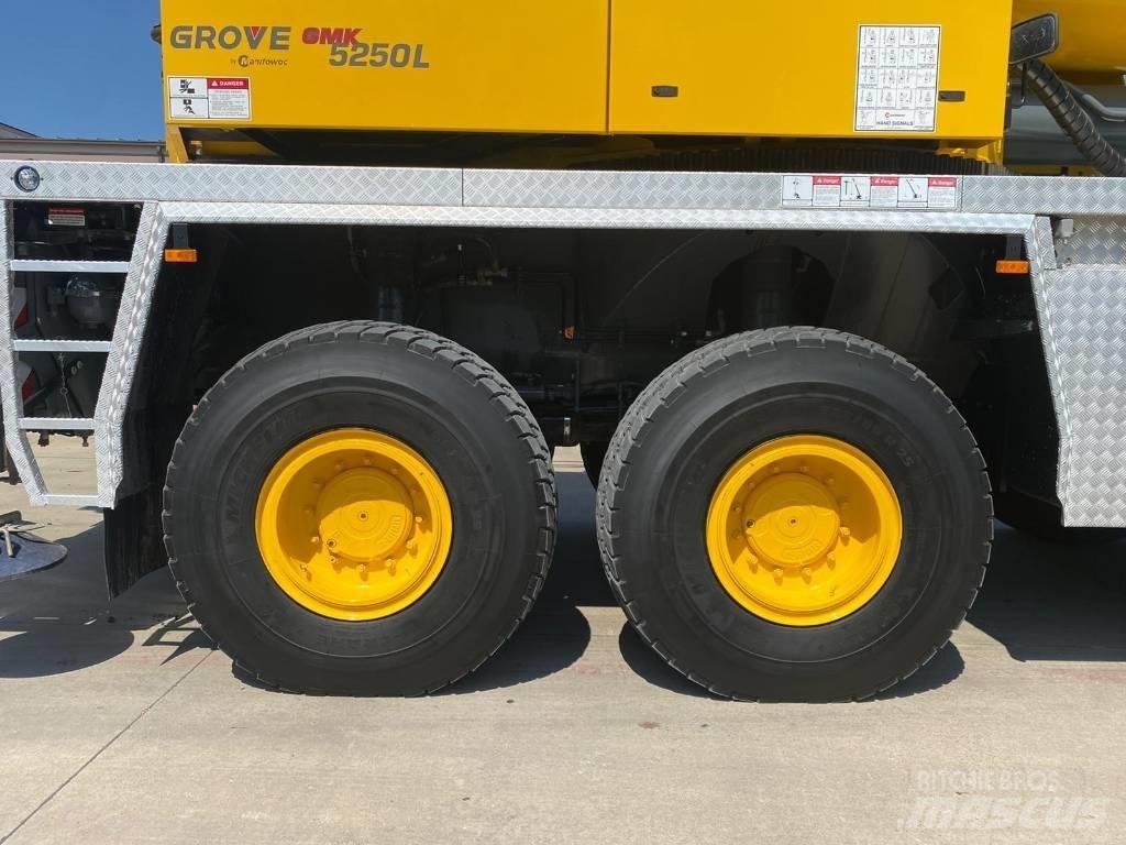 Grove GMK5250L All terrain cranes